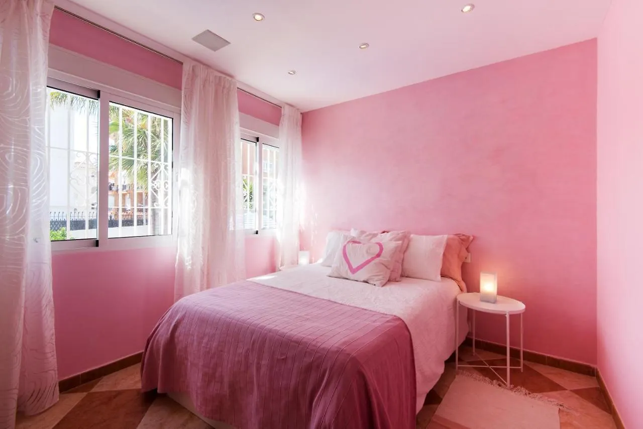 Villa Palm Beach Marina Benalmadena 3 Min Walking From The Sea 0*,  إسبانيا