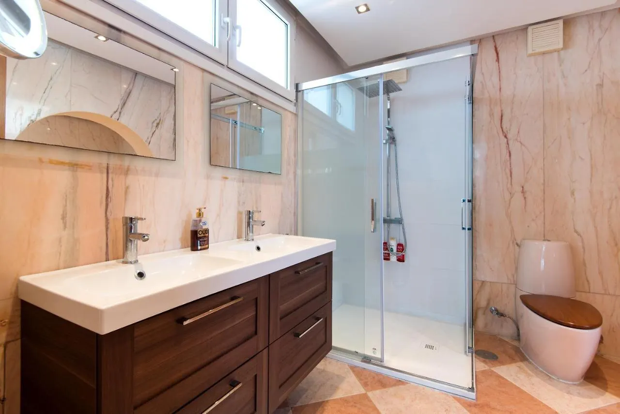 Villa Palm Beach Marina Benalmadena 3 Min Walking From The Sea